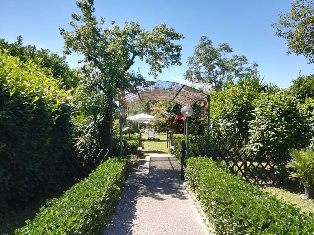 Il Giardino Degli Agrumi Казерта Экстерьер фото